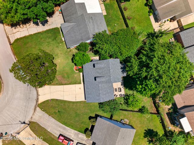 337 Rebecca Avenue, Pass Christian, MS 39571