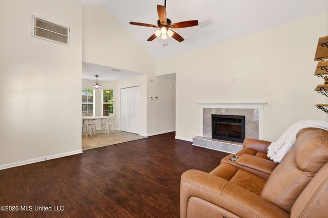 337 Rebecca Avenue, Pass Christian, MS 39571