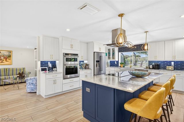 1065 Fish Crow RD, Sanibel, FL 33957