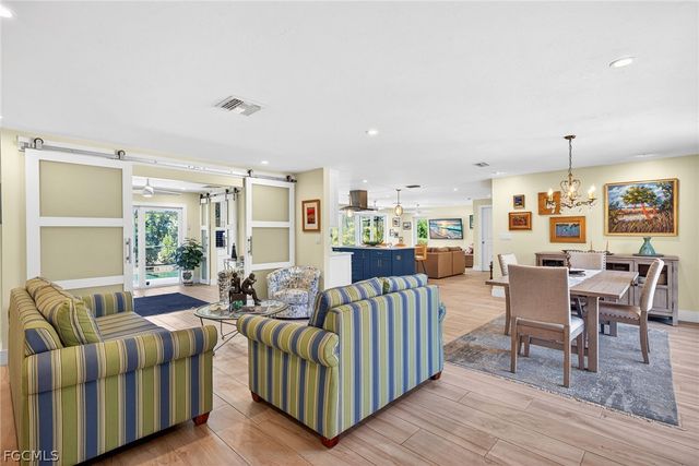 1065 Fish Crow RD, Sanibel, FL 33957