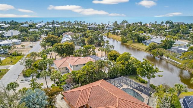 1065 Fish Crow RD, Sanibel, FL 33957