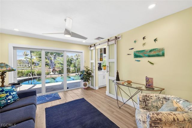 1065 Fish Crow RD, Sanibel, FL 33957