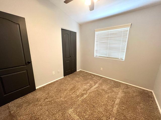 28496 N Dolomite Lane, San Tan Valley, AZ 85143
