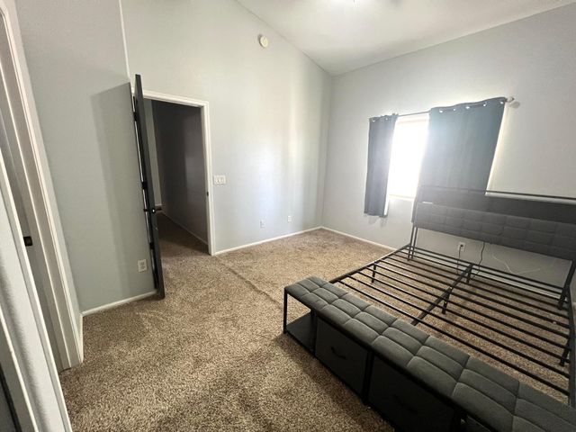 28496 N Dolomite Lane, San Tan Valley, AZ 85143