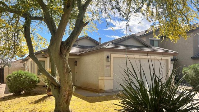28496 N Dolomite Lane, San Tan Valley, AZ 85143