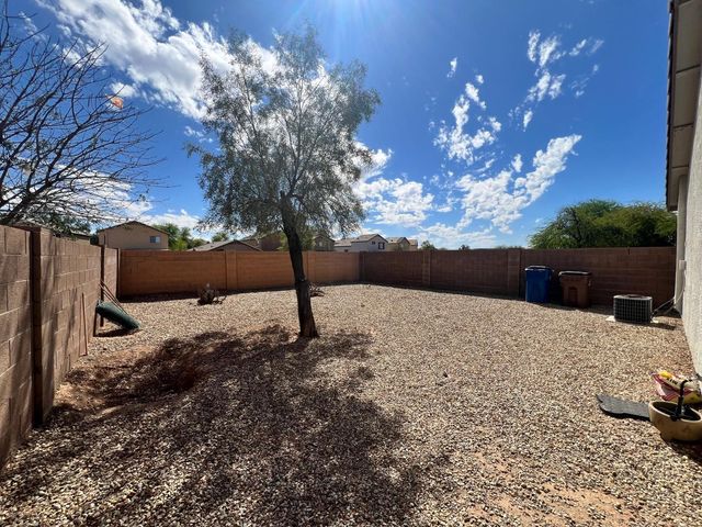 28496 N Dolomite Lane, San Tan Valley, AZ 85143