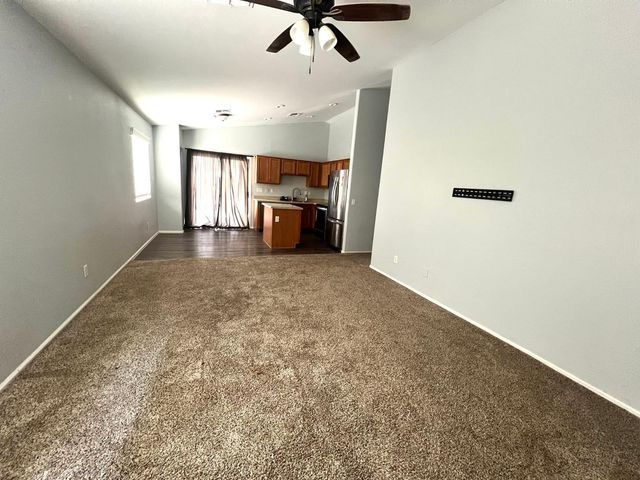 28496 N Dolomite Lane, San Tan Valley, AZ 85143