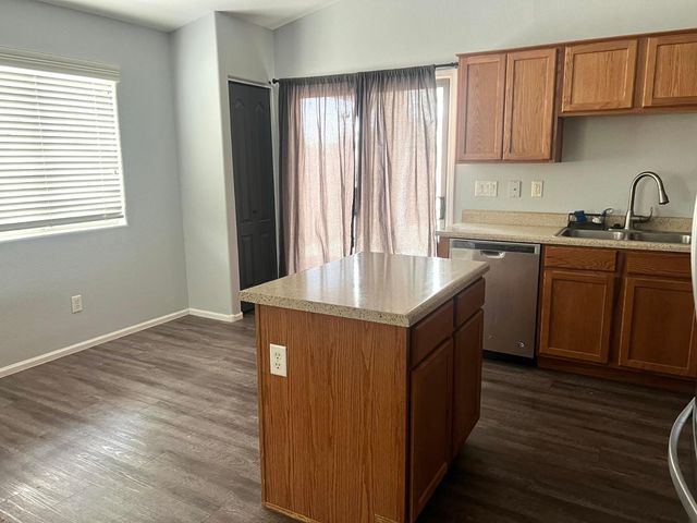 28496 N Dolomite Lane, San Tan Valley, AZ 85143