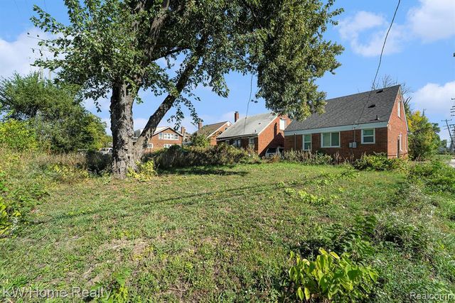 13201 Prest Street, Detroit, MI 48227