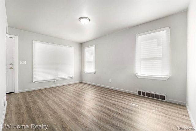 13201 Prest Street, Detroit, MI 48227