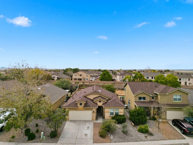 10435 Savoy Drive NW, Albuquerque, NM 87114