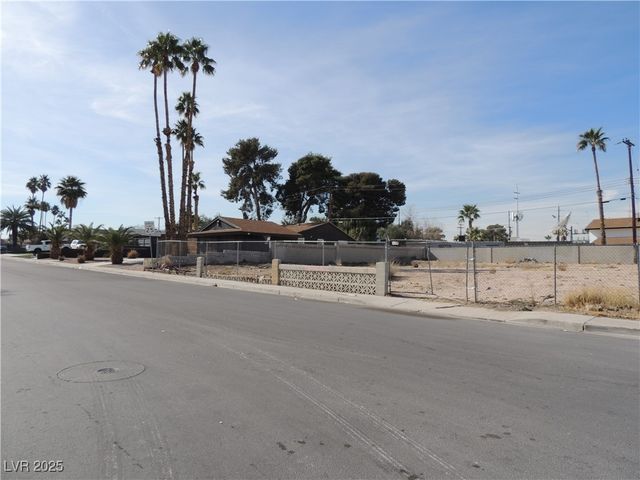 3313 Seneca Drive, Las Vegas, NV 89169