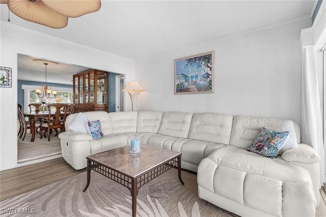 1935 SE 36th TER, Cape Coral, FL 33904
