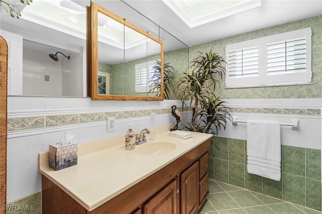 1935 SE 36th TER, Cape Coral, FL 33904