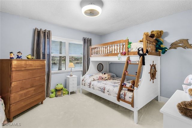 1935 SE 36th TER, Cape Coral, FL 33904