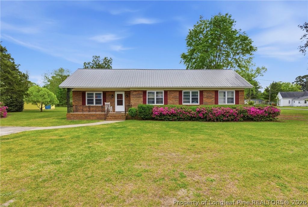 113 N Third Street, Dublin, NC 28332 — exterior