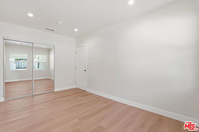 3022 W 73rd Street, Los Angeles, CA 90043