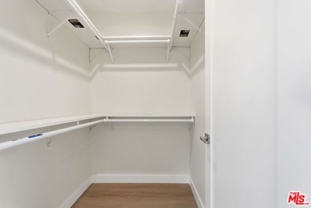 3022 W 73rd Street, Los Angeles, CA 90043