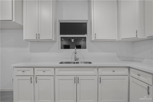 7714 Heisman Lane, Edinburg, TX 78503