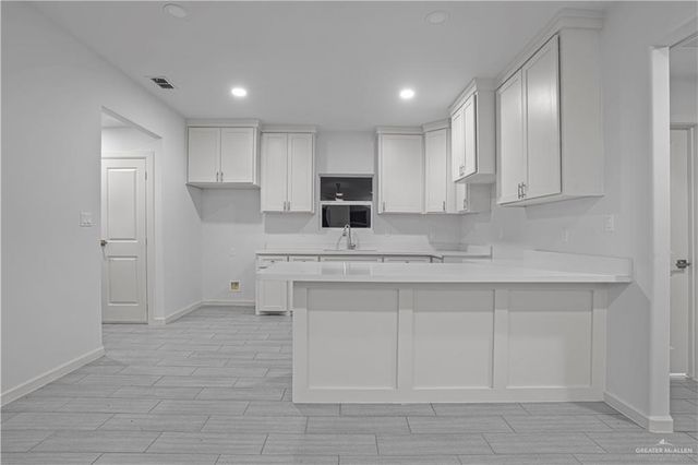 7714 Heisman Lane, Edinburg, TX 78503