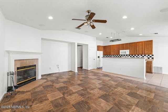 11269 BELMONT OAKS Drive, Jacksonville, FL 32220