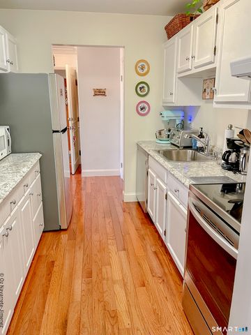 3000 Madison Avenue B, Bridgeport, CT 06606