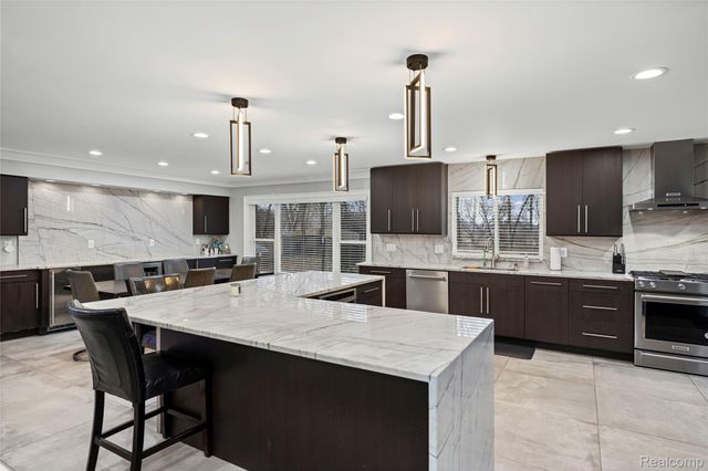 15879 Millar Road, Clinton Charter Township, MI 48036
