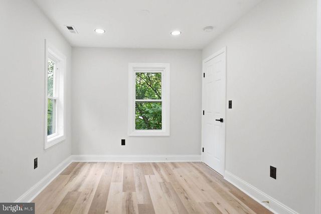 5807 DADE ST, Capitol Heights, MD 20743