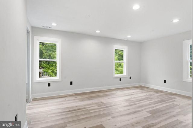 5807 DADE ST, Capitol Heights, MD 20743