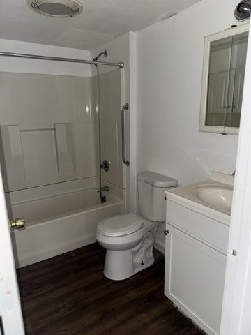 185 Loudon Rd Apt 8, Concord, NH 03301