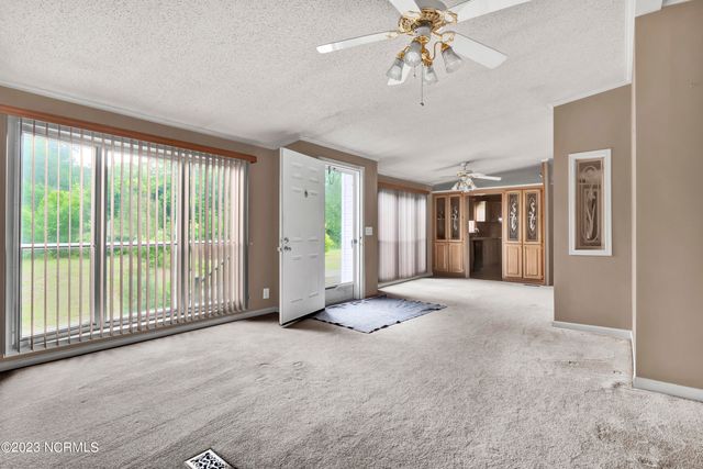 2645 Scotts Hill Loop Road, Wilmington, NC 28411