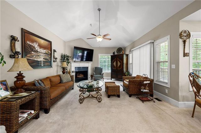 915 Magnolia Way, Hampton, GA 30228
