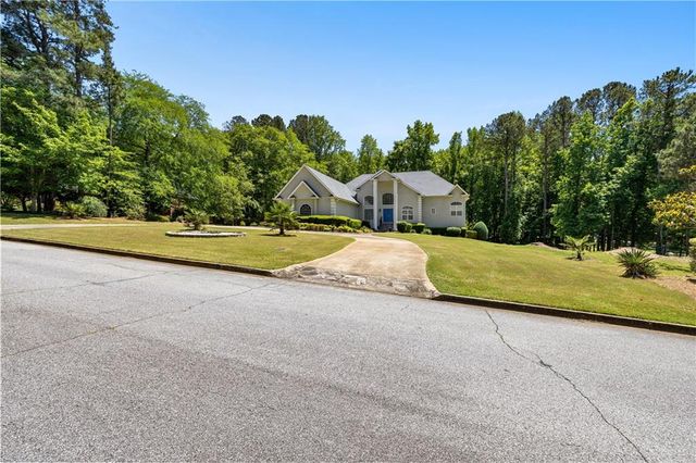 915 Magnolia Way, Hampton, GA 30228