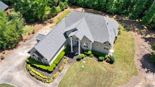 915 Magnolia Way, Hampton, GA 30228