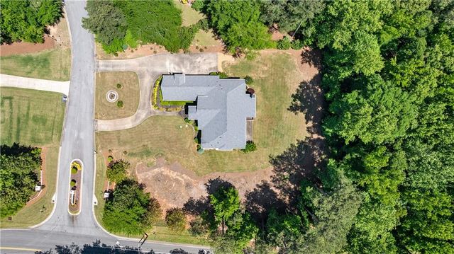 915 Magnolia Way, Hampton, GA 30228