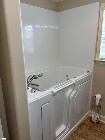 130 Poplar Ridge Drive, Gaffney, SC 29341