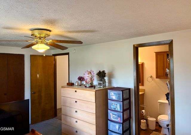 625 S Asbury Drive, Pigeon Forge, TN 37863