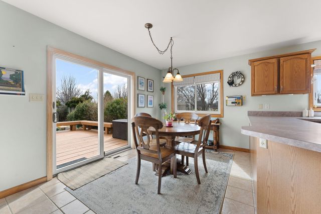 901 Bernie Court, Chesterton, IN 46304