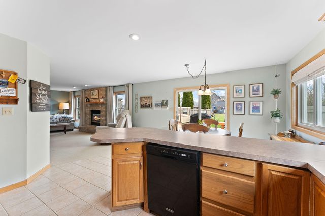 901 Bernie Court, Chesterton, IN 46304