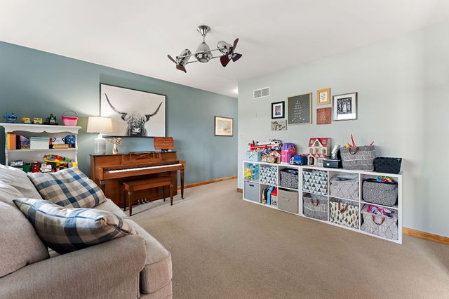 901 Bernie Court, Chesterton, IN 46304