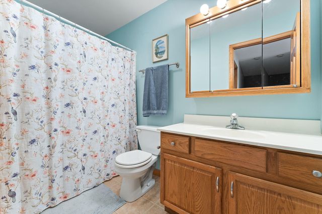 901 Bernie Court, Chesterton, IN 46304