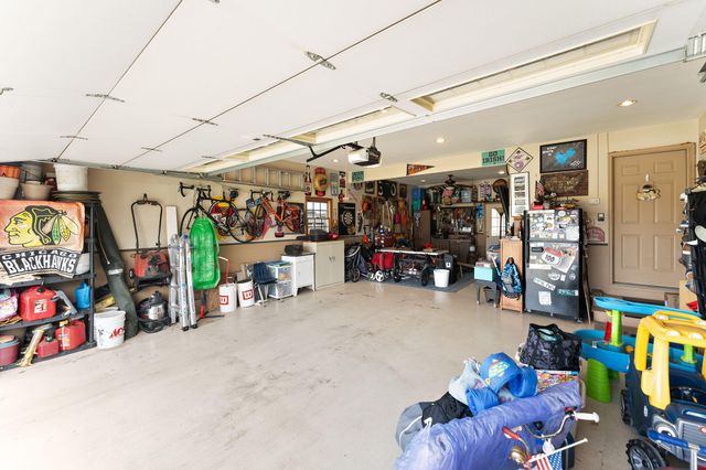 901 Bernie Court, Chesterton, IN 46304