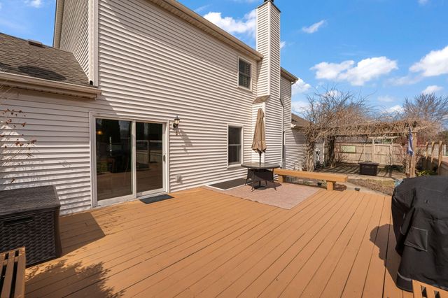 901 Bernie Court, Chesterton, IN 46304