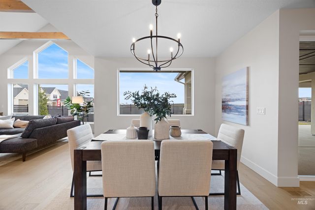 7205 N Firhill Pl, Eagle, ID 83616