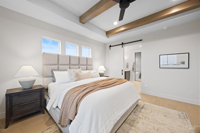 7205 N Firhill Pl, Eagle, ID 83616