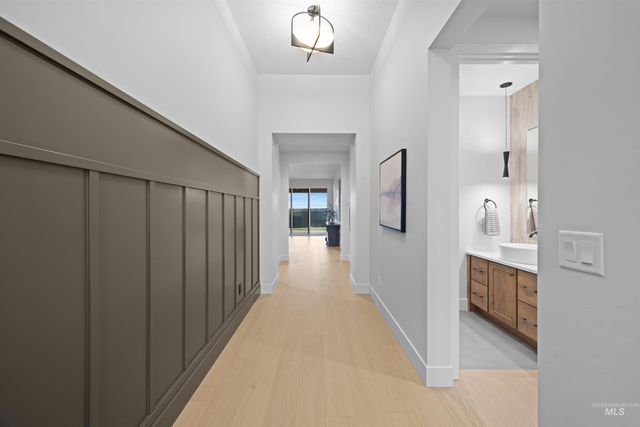 7205 N Firhill Pl, Eagle, ID 83616