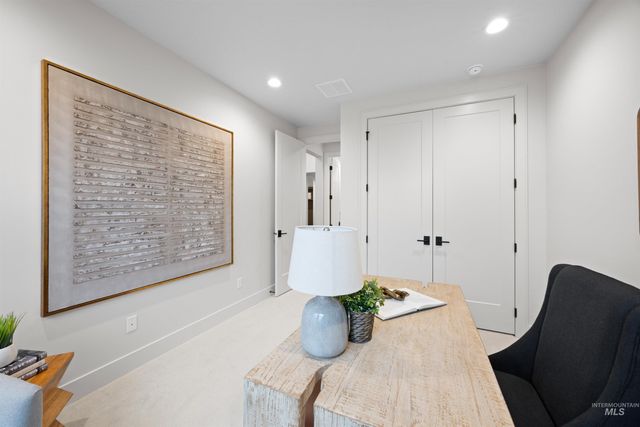 7205 N Firhill Pl, Eagle, ID 83616