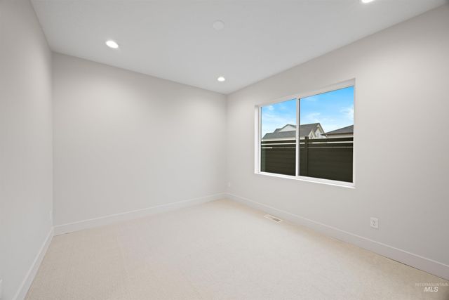 7205 N Firhill Pl, Eagle, ID 83616