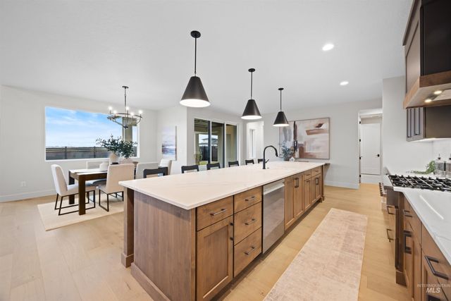 7205 N Firhill Pl, Eagle, ID 83616