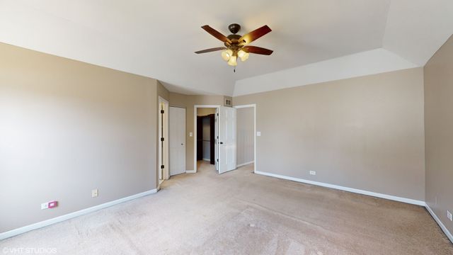 1465 Polo Drive, Bartlett, IL 60103